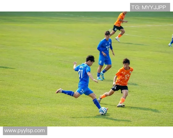 篮球与足球明星的精彩瞬间展现运动魅力与激情的完美结合 篮球与足球明星的精彩瞬间展现运动魅力与激情的完美结合