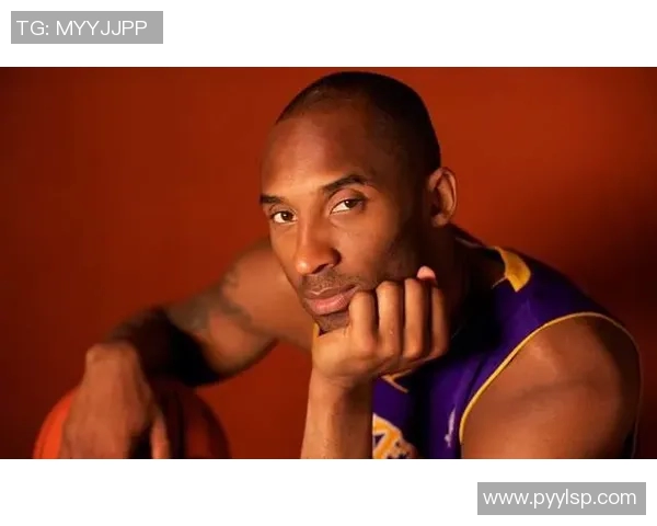 美国黑人足球明星的奋斗历程与对社会的深远影响 美国黑人足球明星的奋斗历程与对社会的深远影响